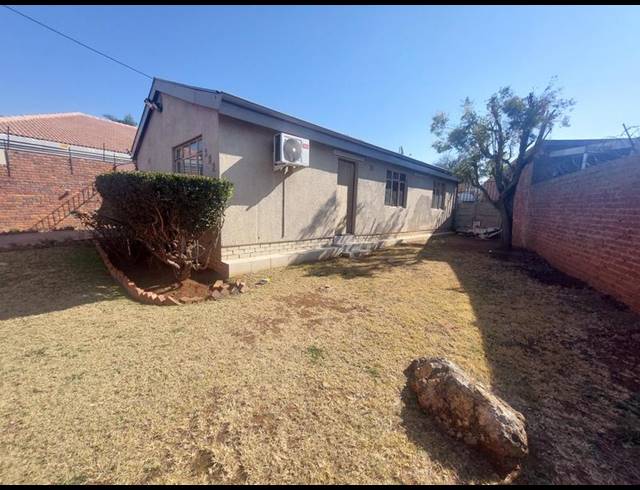 3 BEDROOM HOUSE FOR SALE IN LAUDIUM